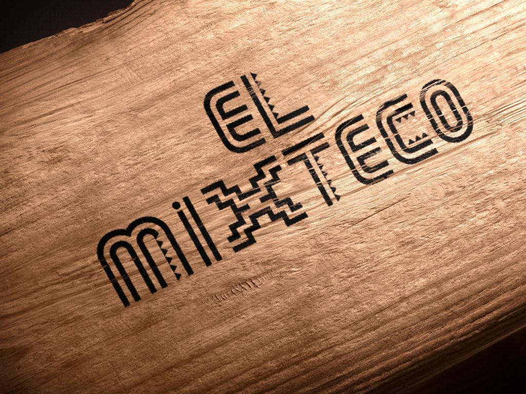Logo ElMixteco sur du bois